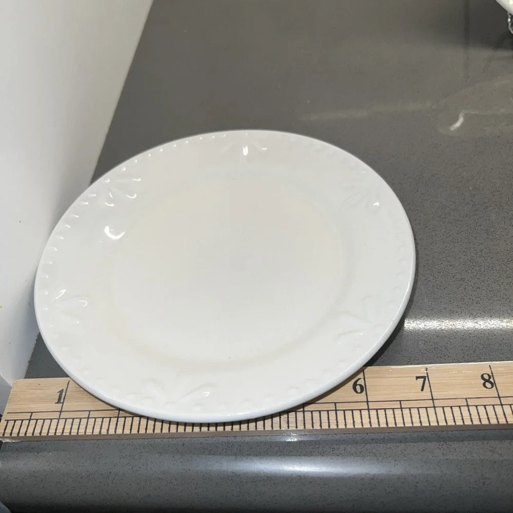 2 Pc Set Totally Today Salad Plates 7